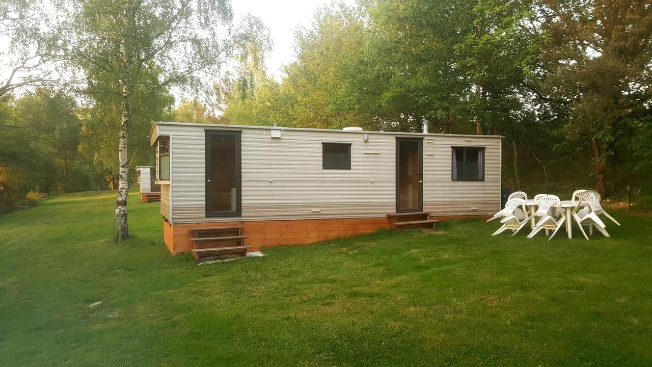 Camping De La Reuille Flere-la-Riviere Exterior foto